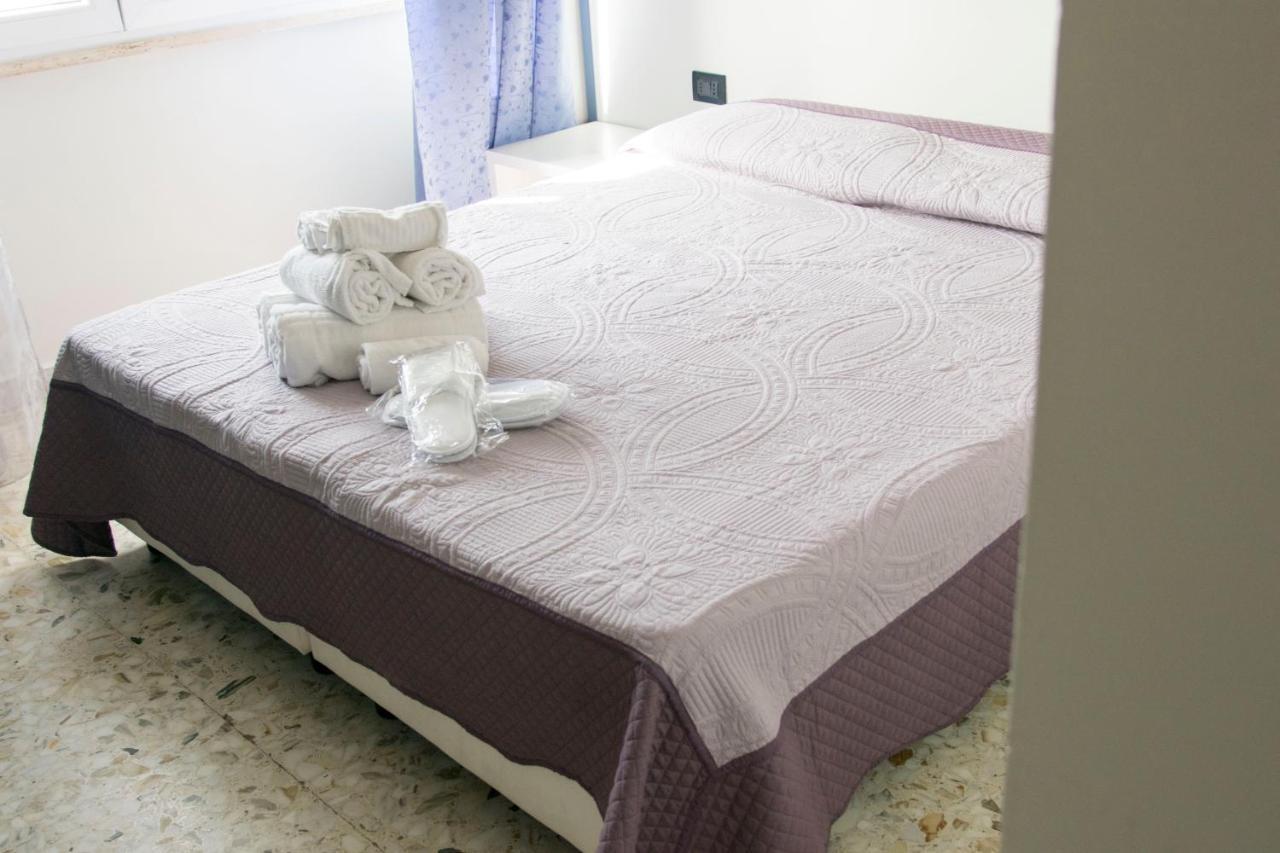 Alex & Lorenz Hotel Торваяника Экстерьер фото